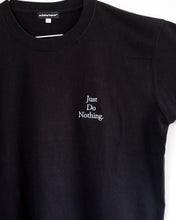 画像をギャラリービューアに読み込む, Tee : Just Do Nothing &#39;25 EMB

